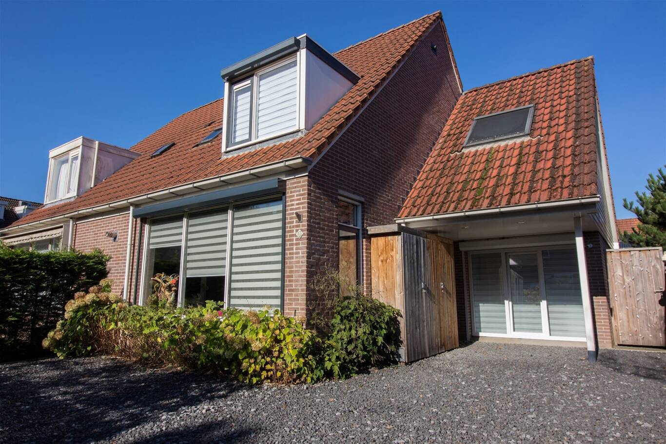 Habijt 85 GROOTEBROEK