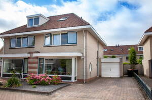 Middenweg 56, BOVENKARSPEL