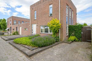 Lotte Beesedijk 5, HEERHUGOWAARD