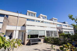 Graaf Willemstraat 182, BOVENKARSPEL