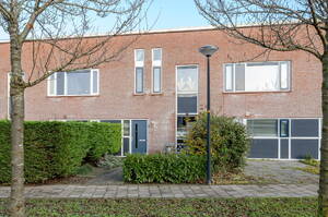 Heintje Davidstuin 10, HEERHUGOWAARD