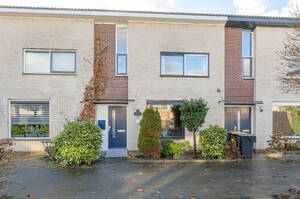 Hornstraat 4, HEERHUGOWAARD