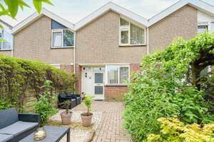 Briljant 32, HEERHUGOWAARD