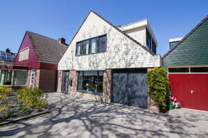 Uitlaat 10, GROOTEBROEK