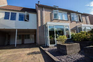 Priem 3, BOVENKARSPEL