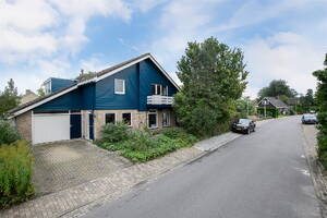 Kerkeland 74, ENKHUIZEN