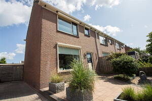 Kastanjelaan 19 GROOTEBROEK Kastanjelaan 19 GROOTEBROEK