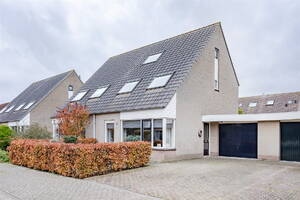 Vierkant 6, VENHUIZEN