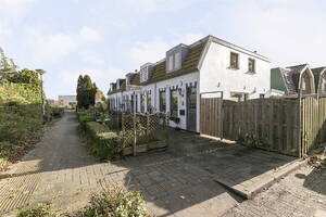 Stationslaan 27, BOVENKARSPEL