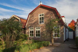 Stationslaan 39, BOVENKARSPEL