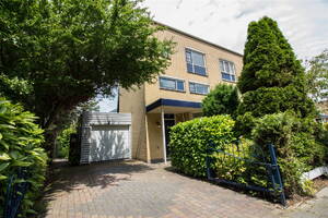 Gaard 10, HEERHUGOWAARD