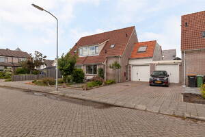 Gruttolaan 26, WIERINGERWAARD