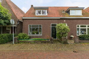 Burgemeester van Bredastraat 3, BOVENKARSPEL