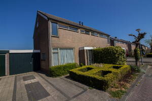 Visser-Roosendaalstraat 32, VENHUIZEN